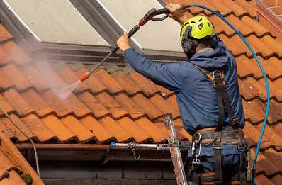Démoussage et hydrofuge de toiture à Fieulaine